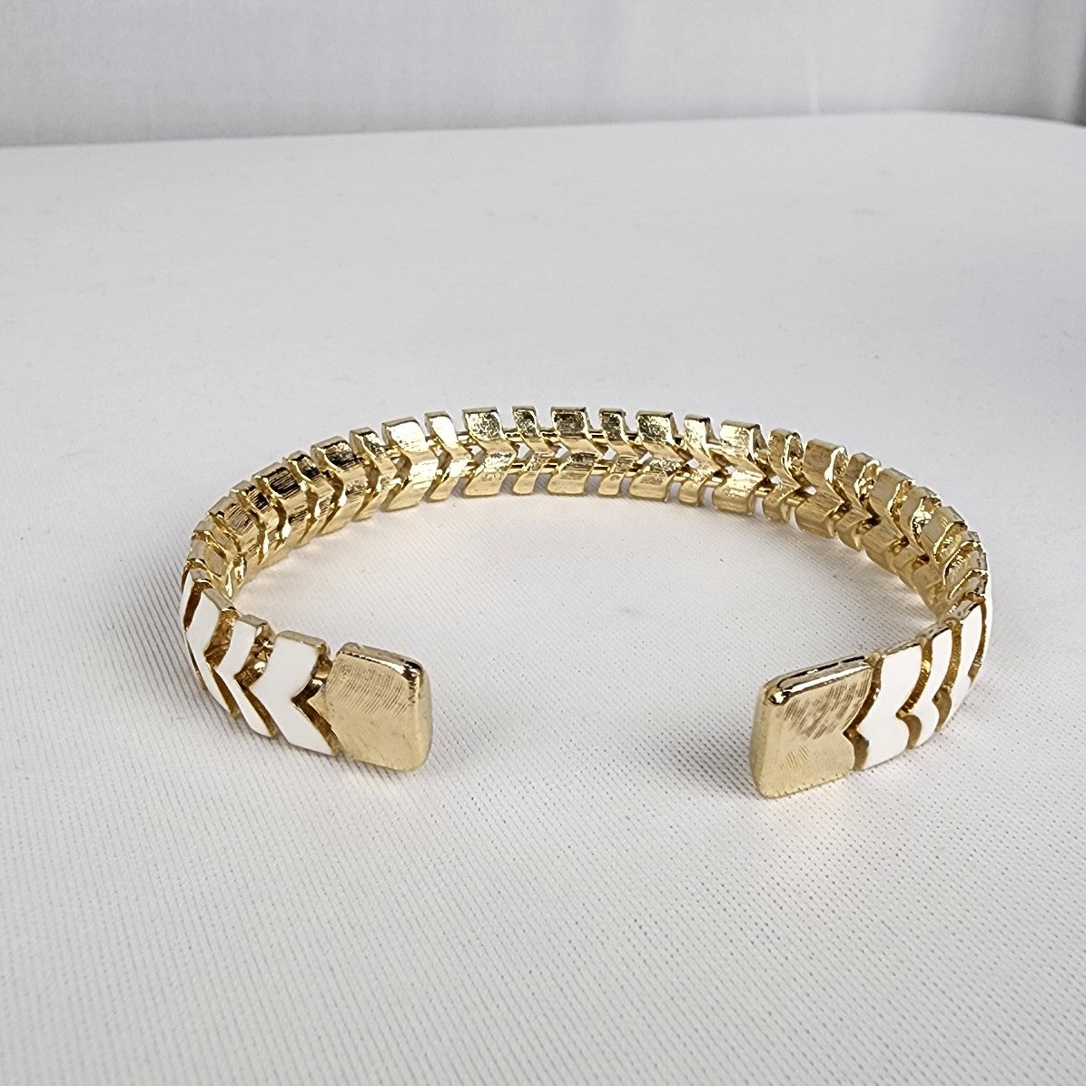 Vintage White & Gold Enamel Metal Cuff Bracelet