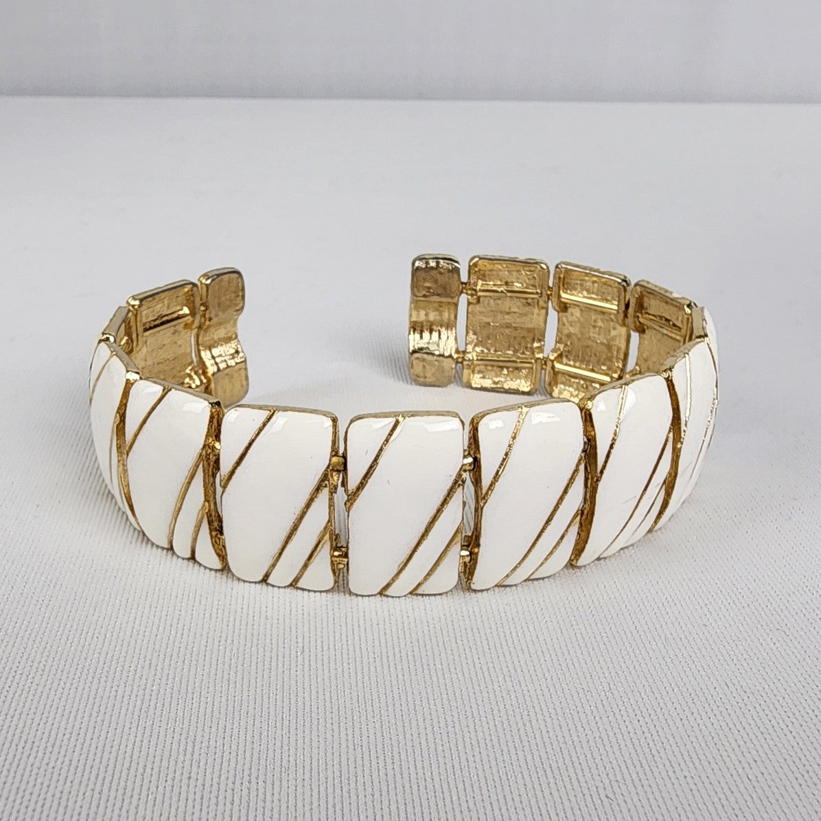 Vintage White Enamel Metal Cuff Bracelet