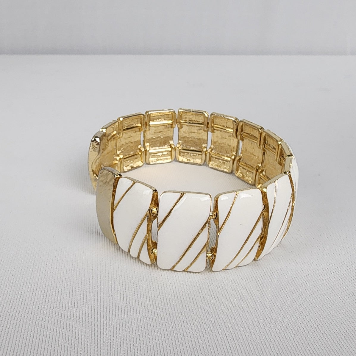 Vintage White Enamel Metal Cuff Bracelet