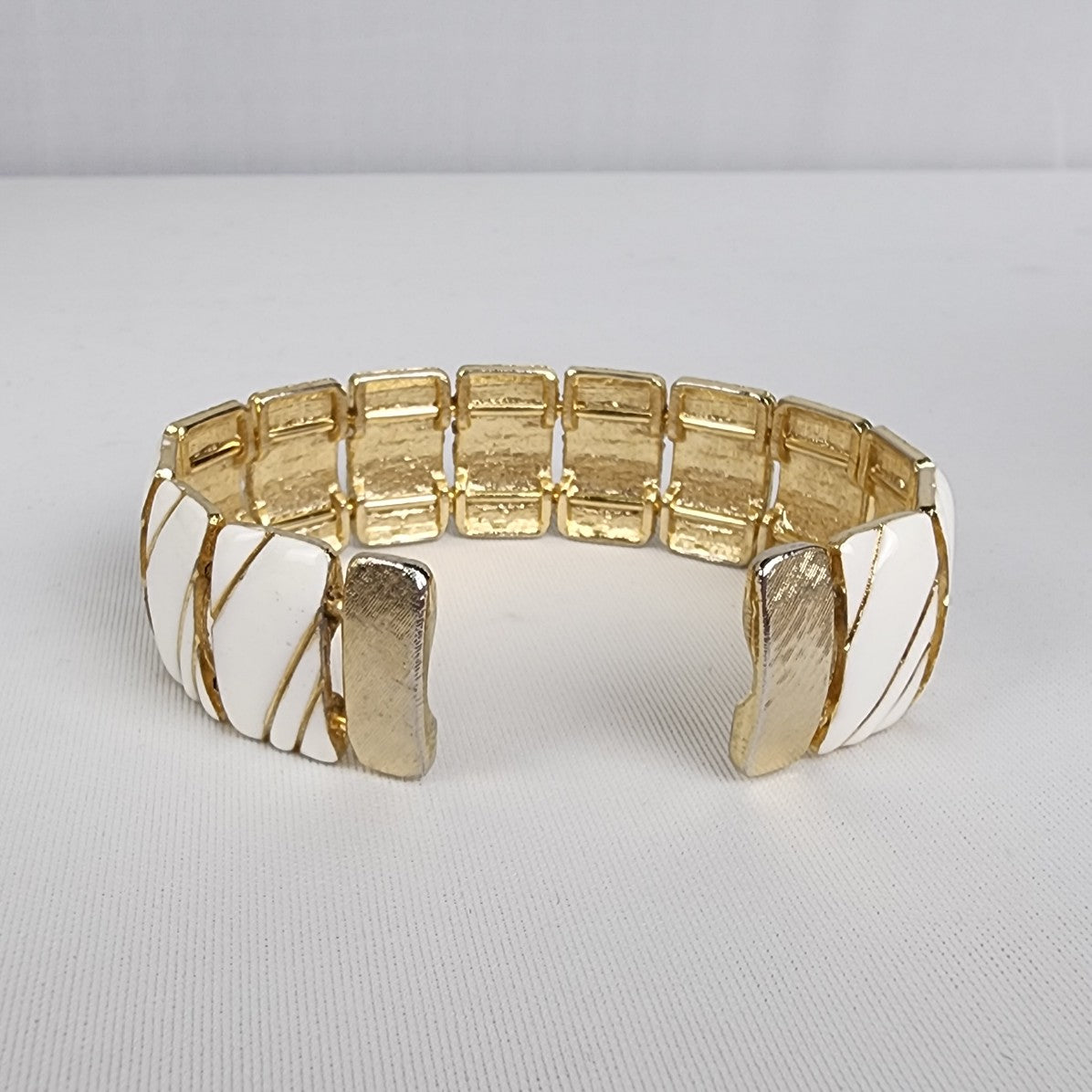 Vintage White Enamel Metal Cuff Bracelet