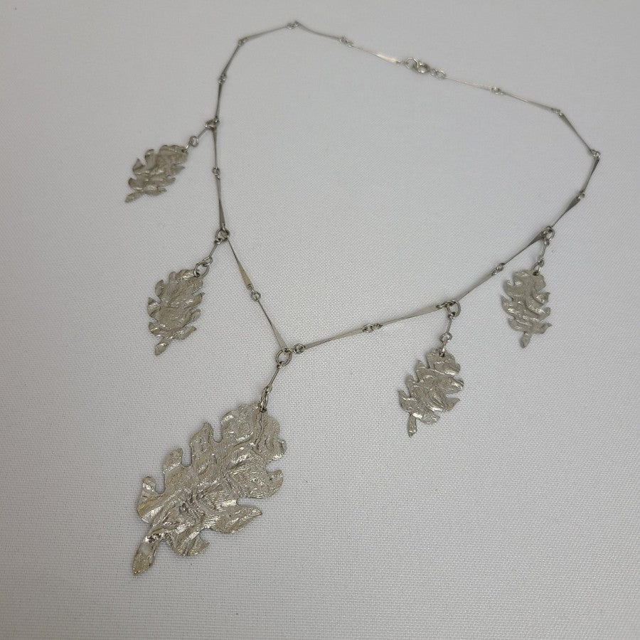 Vintage Hammered Leaf Pendant Charm Link Necklace