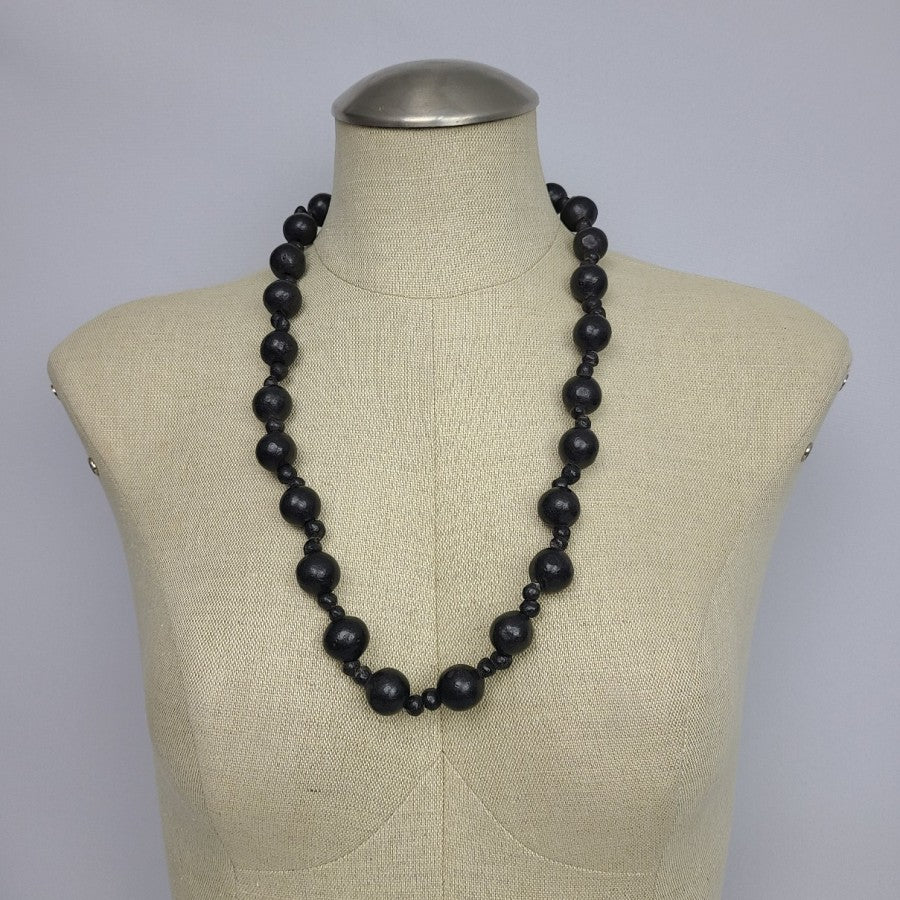 Vintage Black Ceramic Beaded Necklace