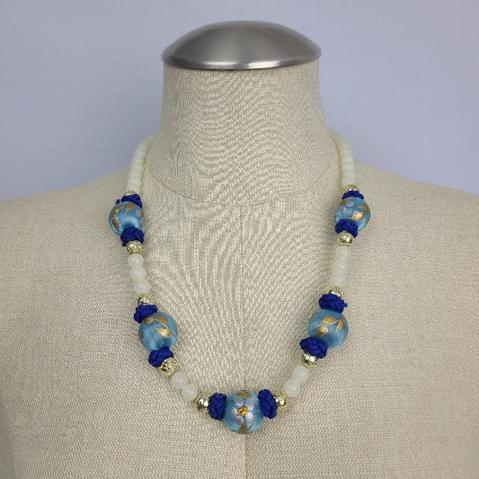 Vintage Blue Flower Beaded Necklace