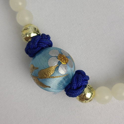 Vintage Blue Flower Beaded Necklace