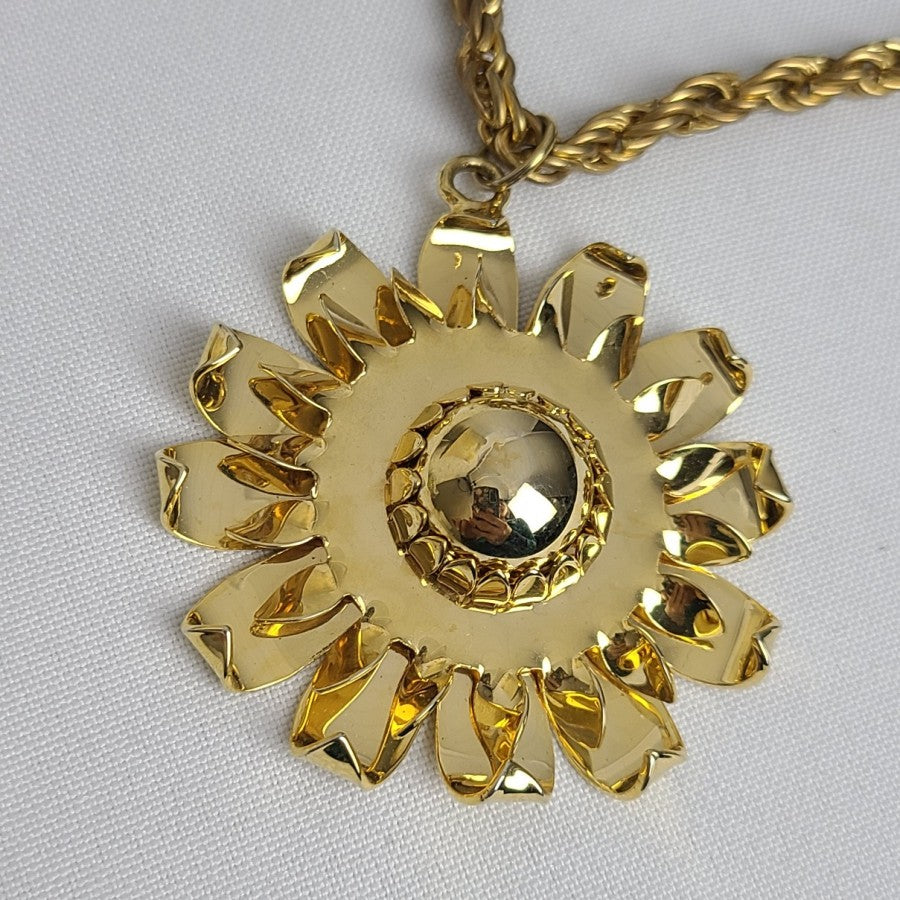 Vintage Flower Pendant Long Chain Necklace Gold Tone