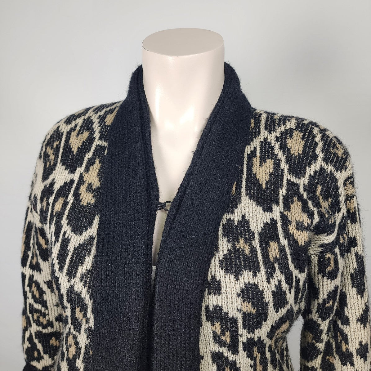 Vintage Knit Animal Print Long Sweater Jacket Size L/XL
