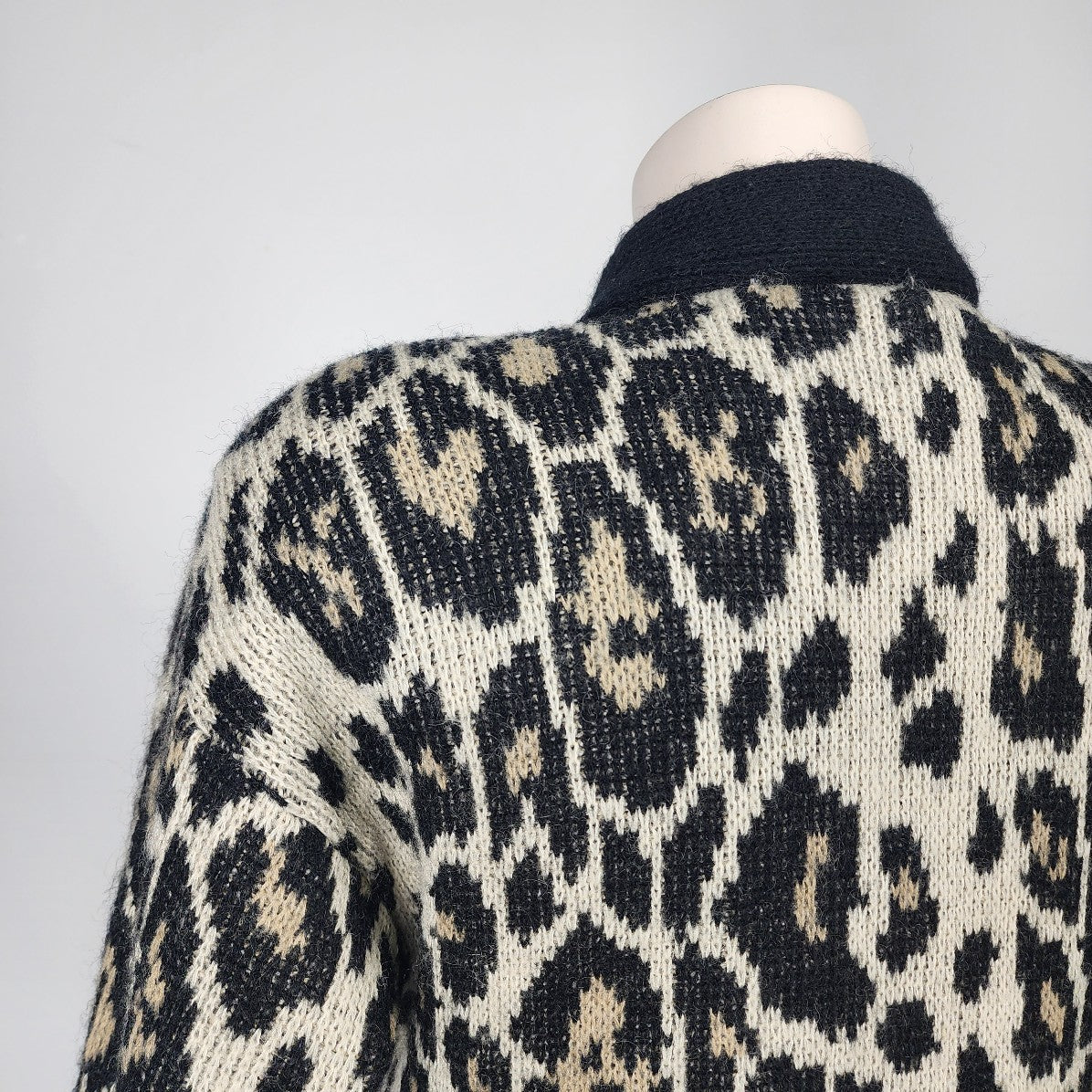 Vintage Knit Animal Print Long Sweater Jacket Size L/XL