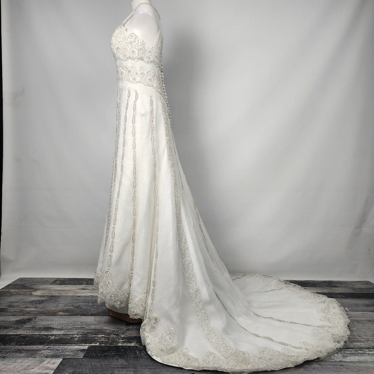 Mori Lee Silver Embroidered Sequined Lace Wedding Gown Size S/M
