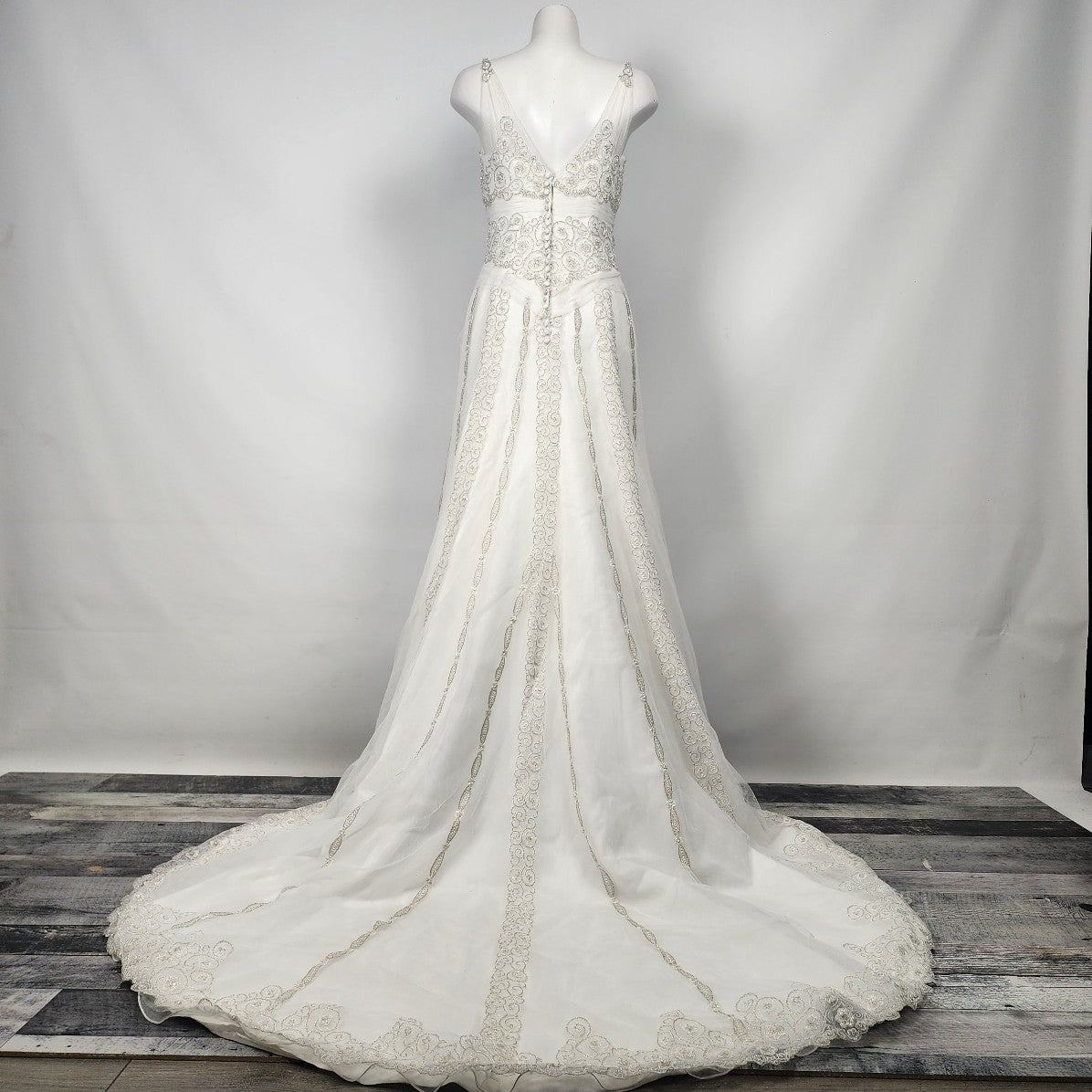 Mori Lee Silver Embroidered Sequined Lace Wedding Gown Size S/M