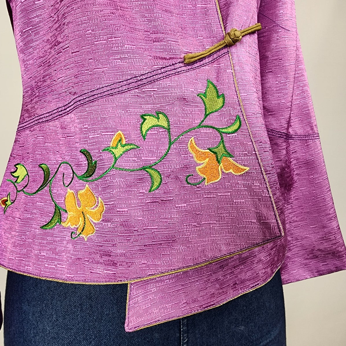 Vintage Silver Dragon Purple Floral Brocade Silk Jacket Size S/M