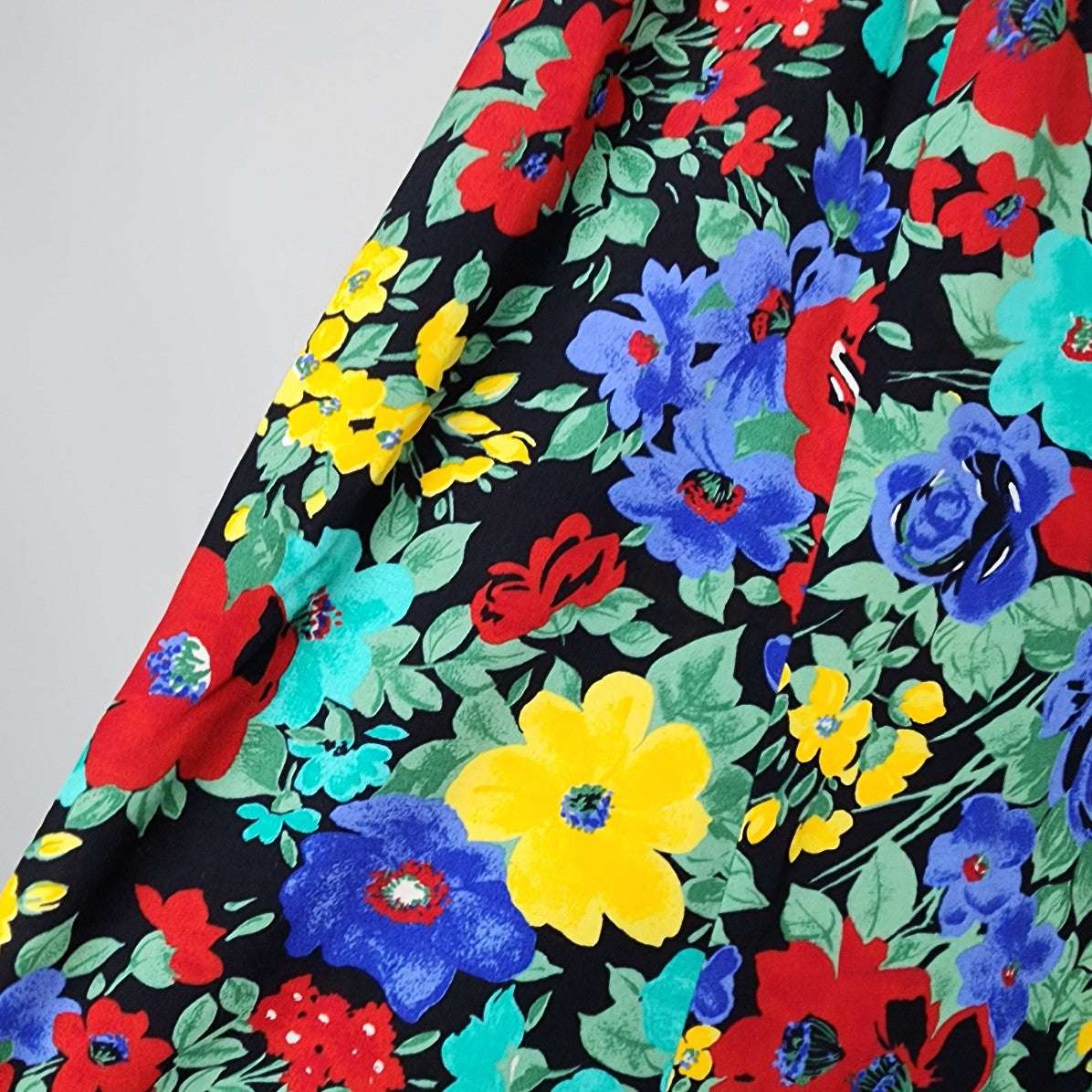 Principles Colorful Floral Midi Skirt Size S/M