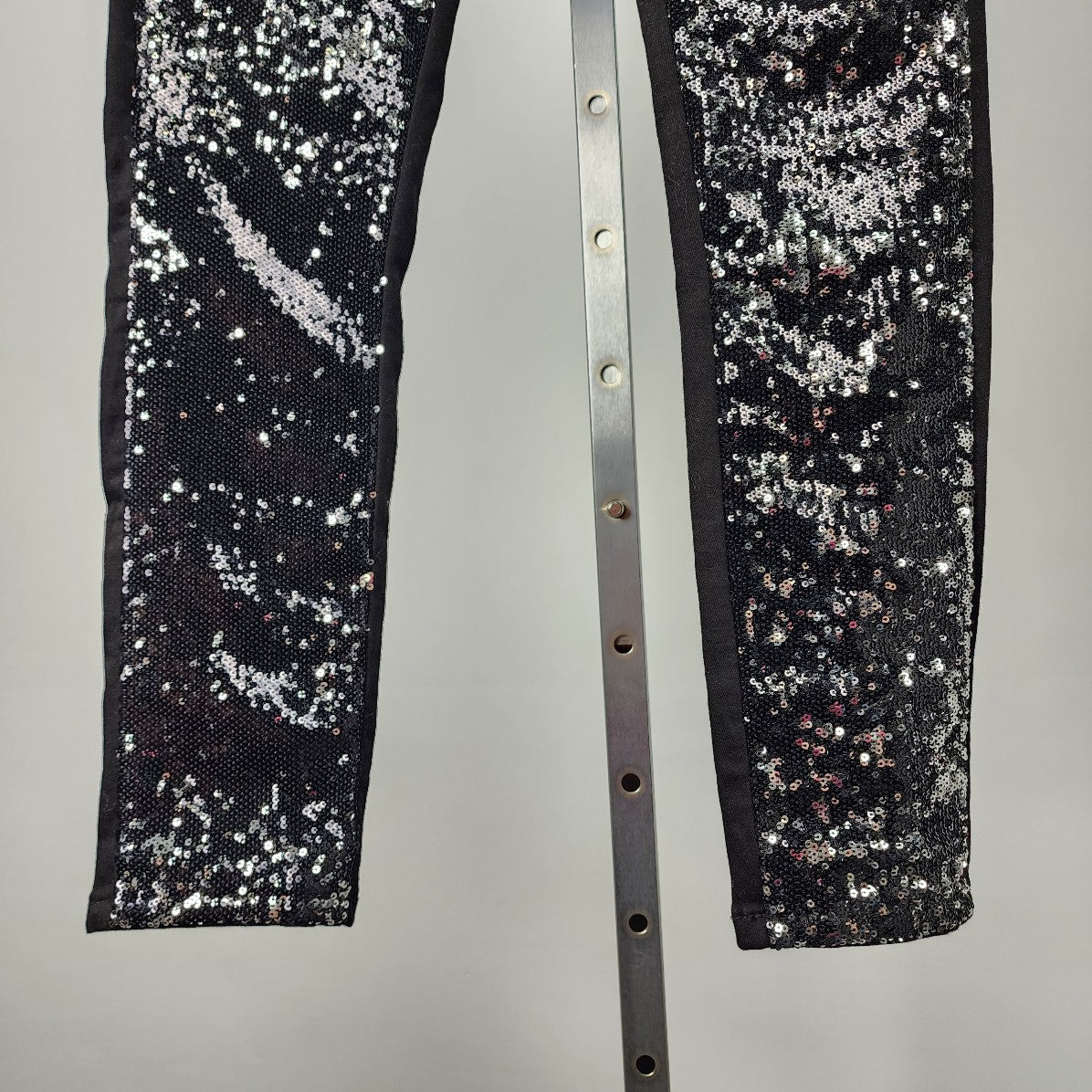 Lola Jeans Black Sequined Stretchy Jeans Size 8