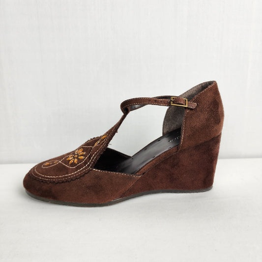 Jessica Chocolate Brown Flower Ankle Strap Wedge Shoes Size 7.5