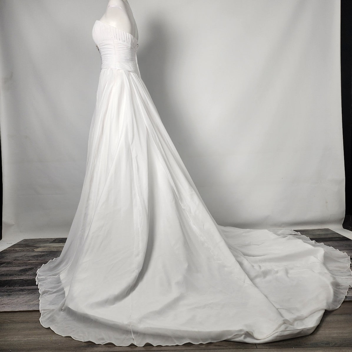 Cocomelody White Pleated Chiffon Rhinestone Detail  Wedding Gown Dress Size S