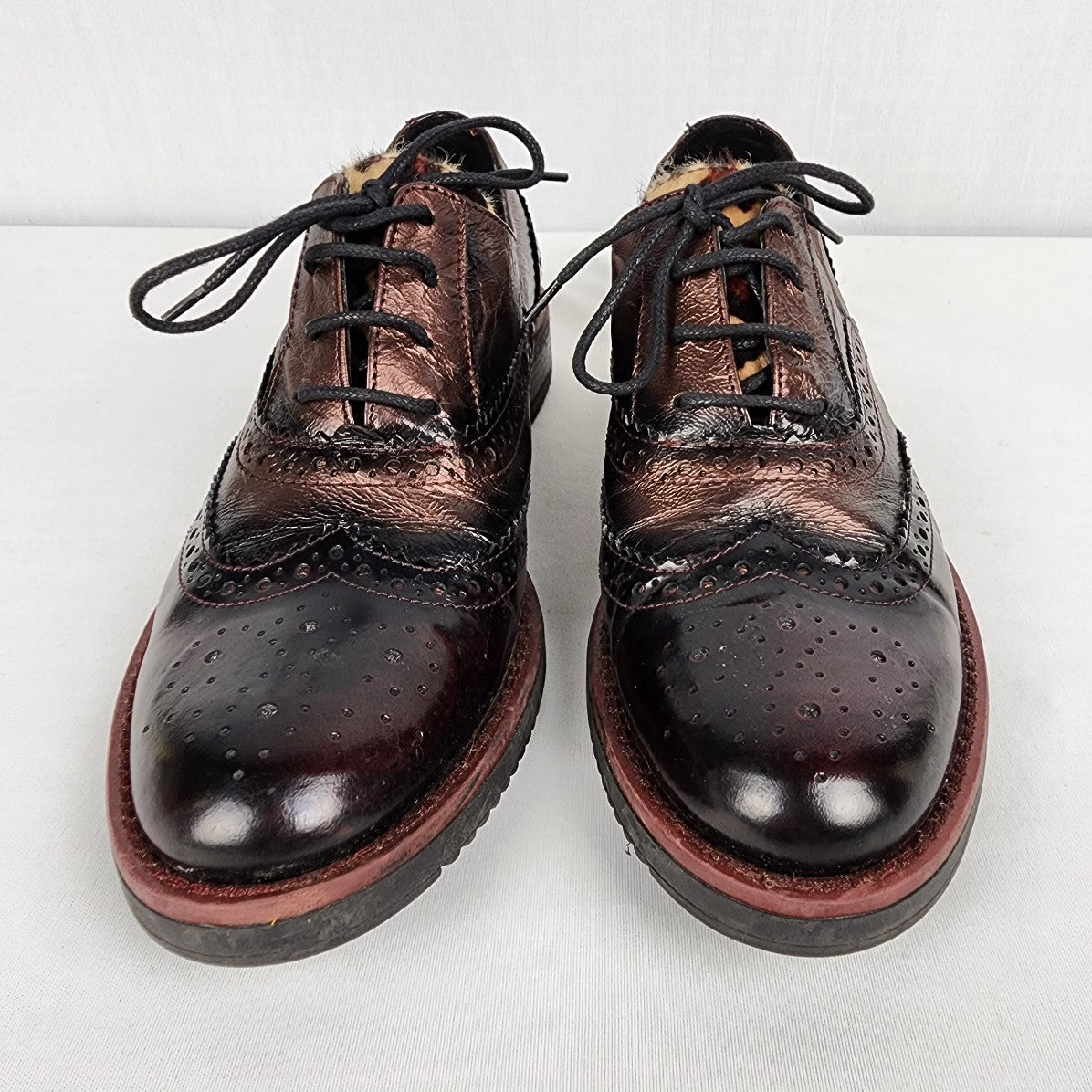 Donna Piu Red Brown Lace Up Shoes Size 8.5