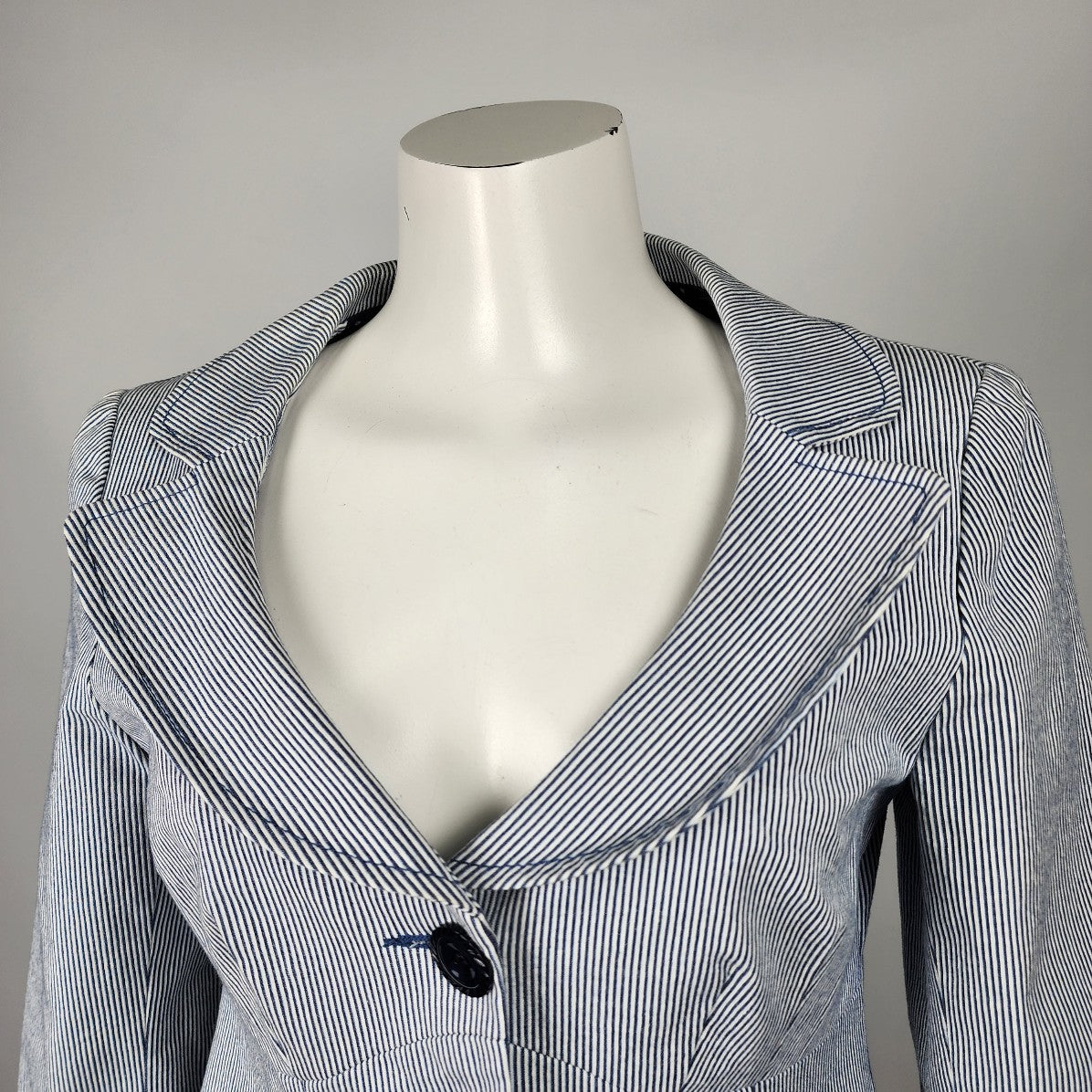 Nanette Lepore Blue Stripes Cotton Blend Blazer Size 6