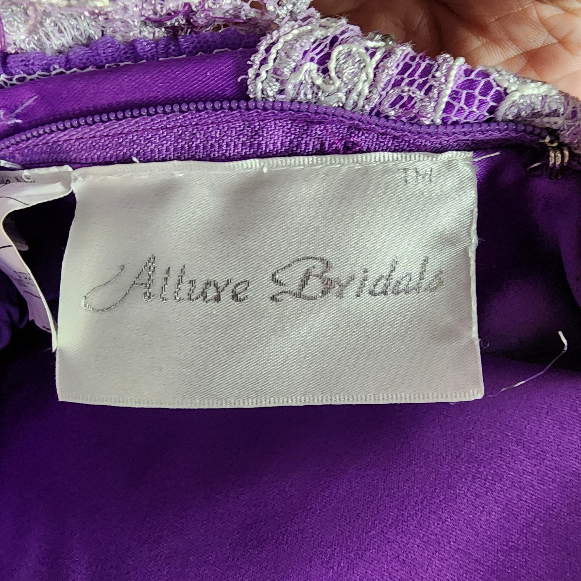 Allure Bridals Purple Rhinestones Lace Flower Tule Grad Prom Event Gown Size L