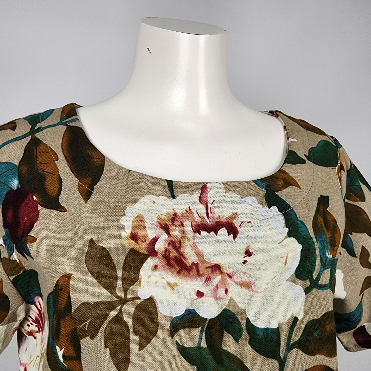 Cellabie Brown Floral Tunic Top Size M