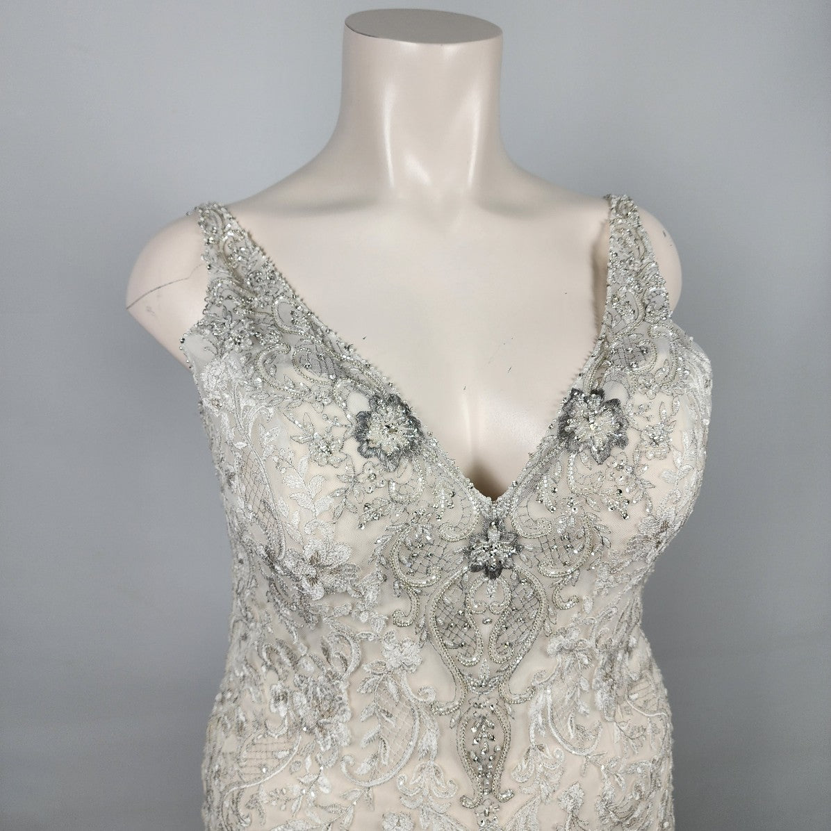 Jasmine Couture Ivory Silver Lace Beaded Wedding Gown Size 18