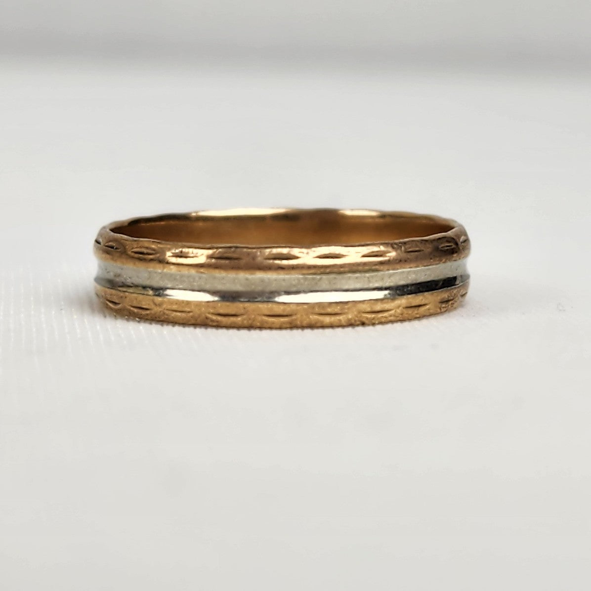 10k - 18K Two Tone Gold Wedding Band Ring Size 11