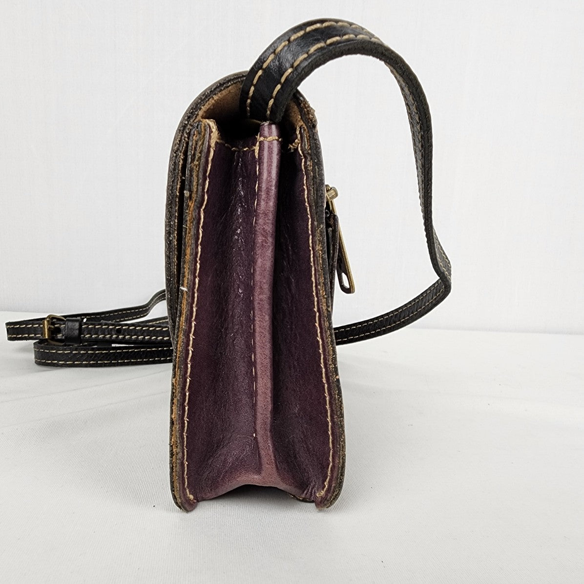 Patricia Nash Purple & Black Leather Crossbody Wallet Clutch Purse