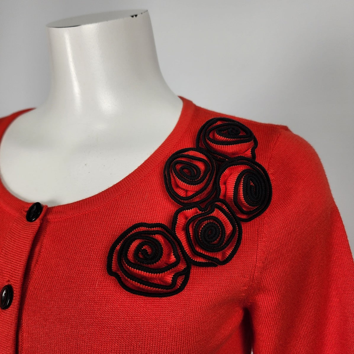 Evan Picone Red Cotton Blend Roses Detail Top Size Medium