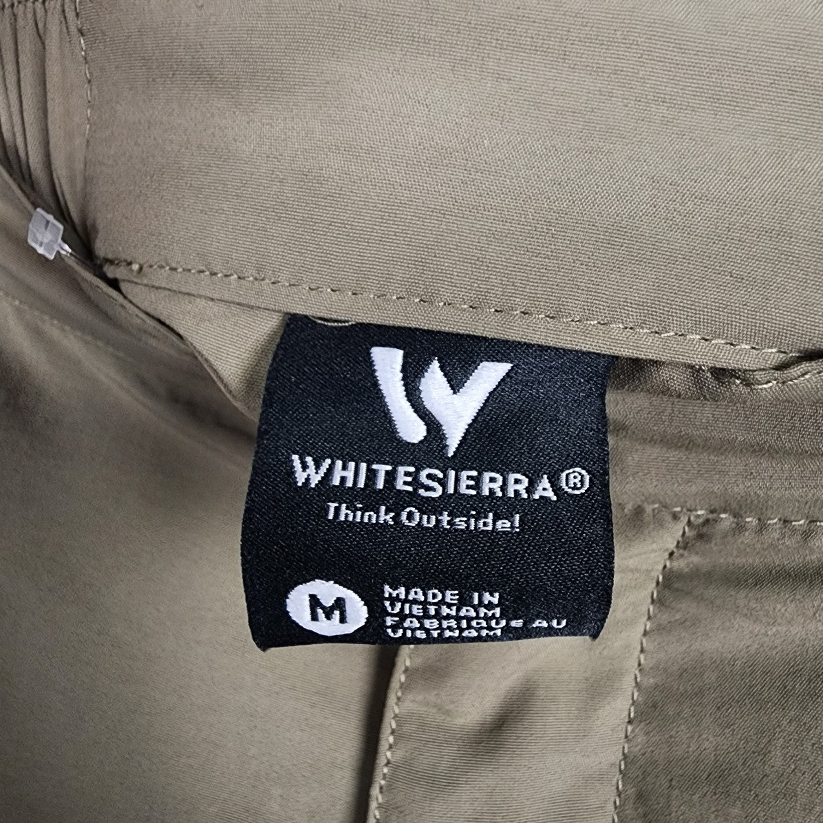 White Sierra Khaki Active Wear Shorts Size M