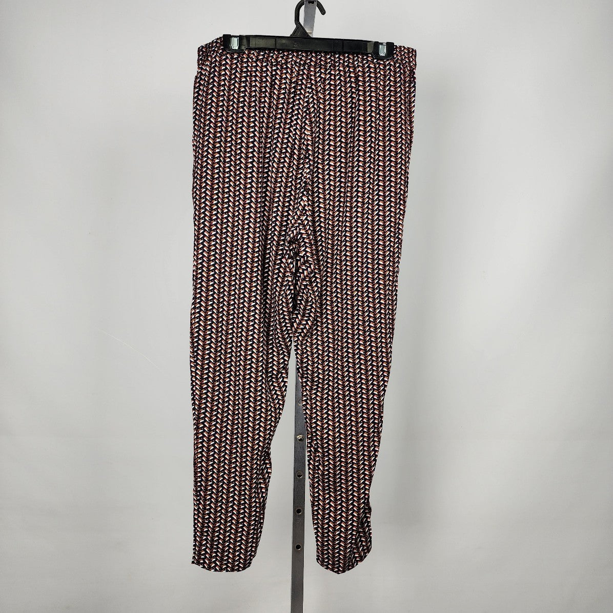 Soya Concept Red Printed Tie Front Pants Size XXL