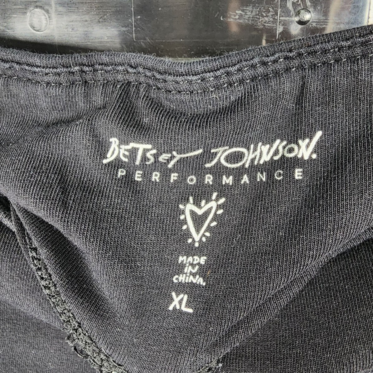 Betsey Johnson Performance Black Netted Detail Capri Active Pants Size XL