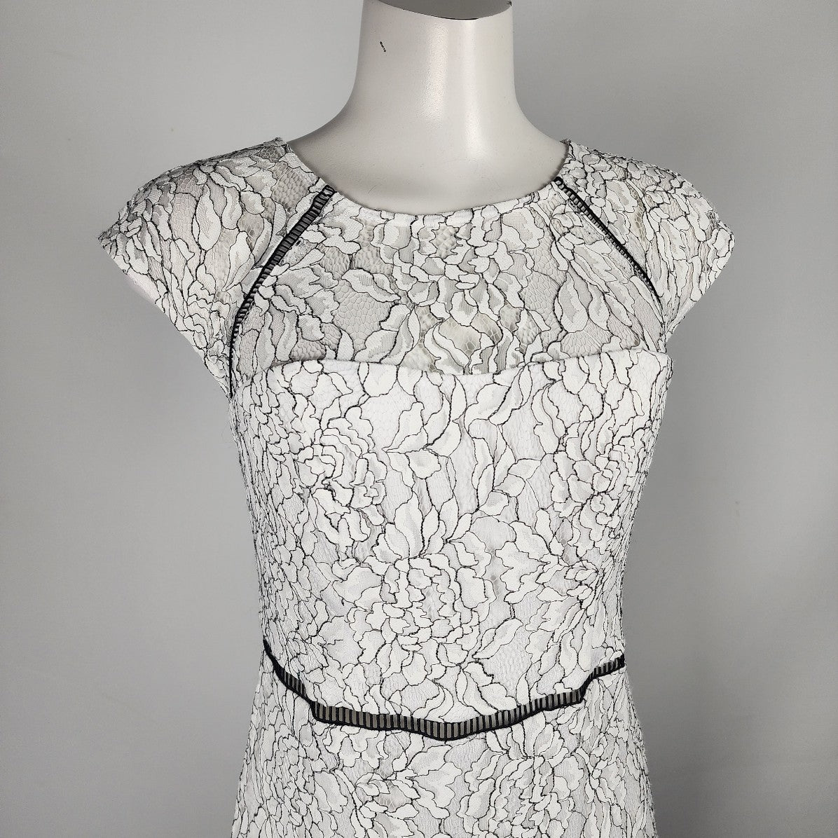 DB Studio David's Bridal White Floral Lace Sheath Dress Size 10