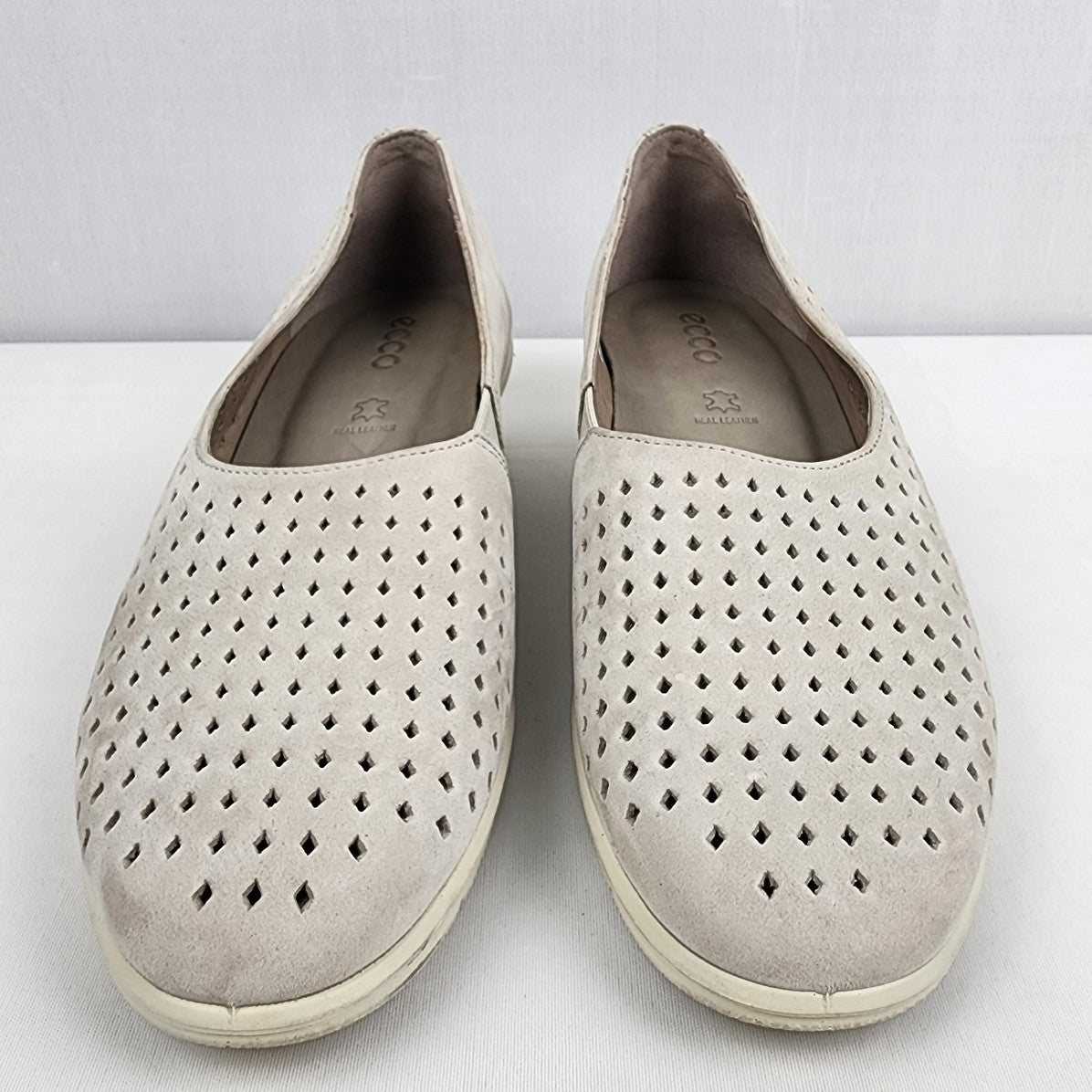 Ecco Grey Leather Laser Cut Slip On Shoes Size 9