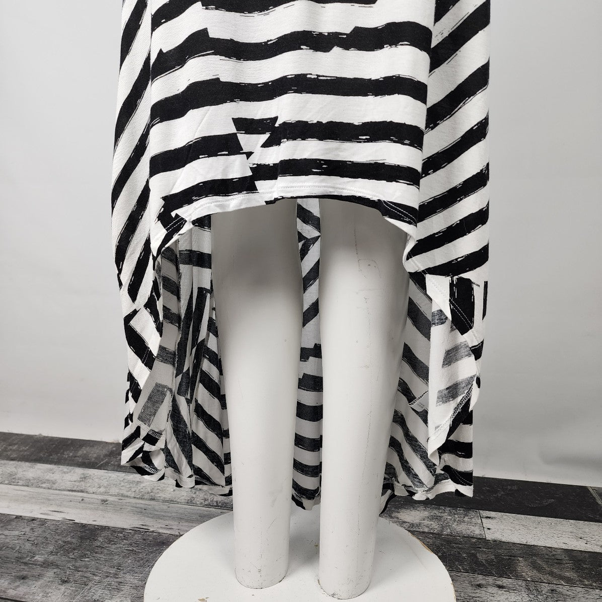 Relativity Black & White Striped Hi Low Dress Size S