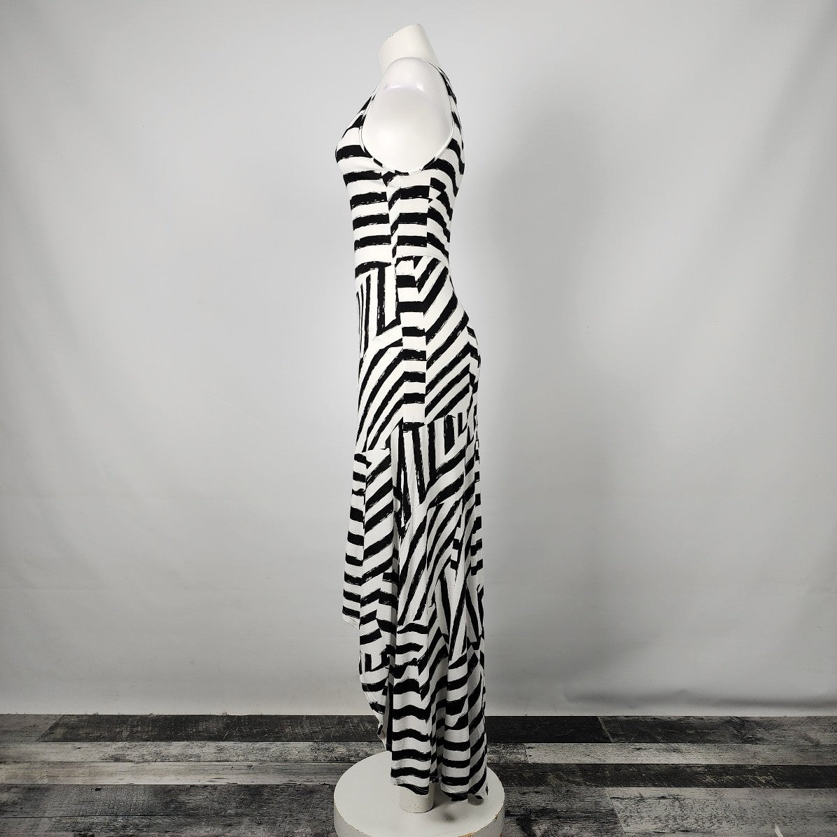 Relativity Black & White Striped Hi Low Dress Size S