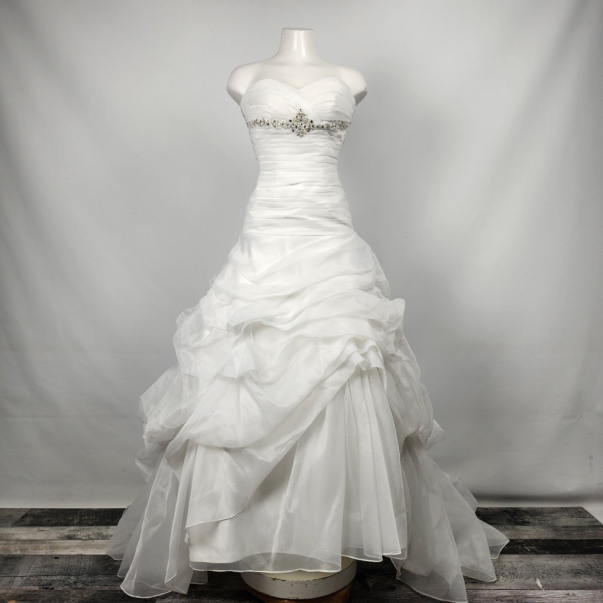 Madison Collection White Rhinestones Ruffle Skirt Wedding Gown Dress Size S
