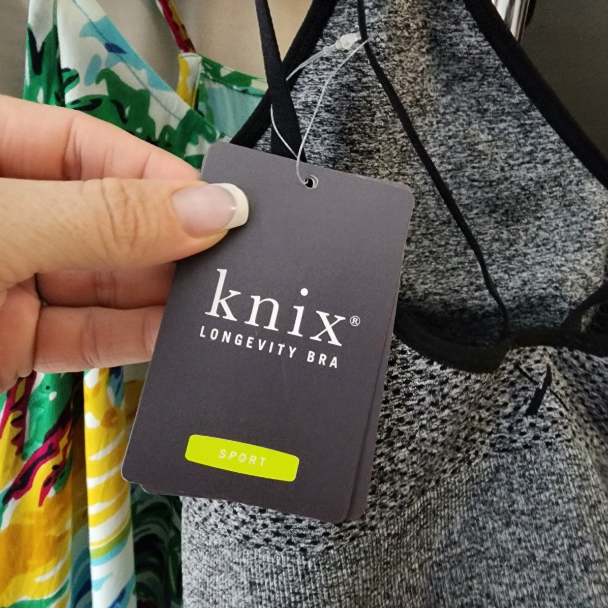 Knix Grey Sports Bra Athletic Top Size M/L – DYL Fashions