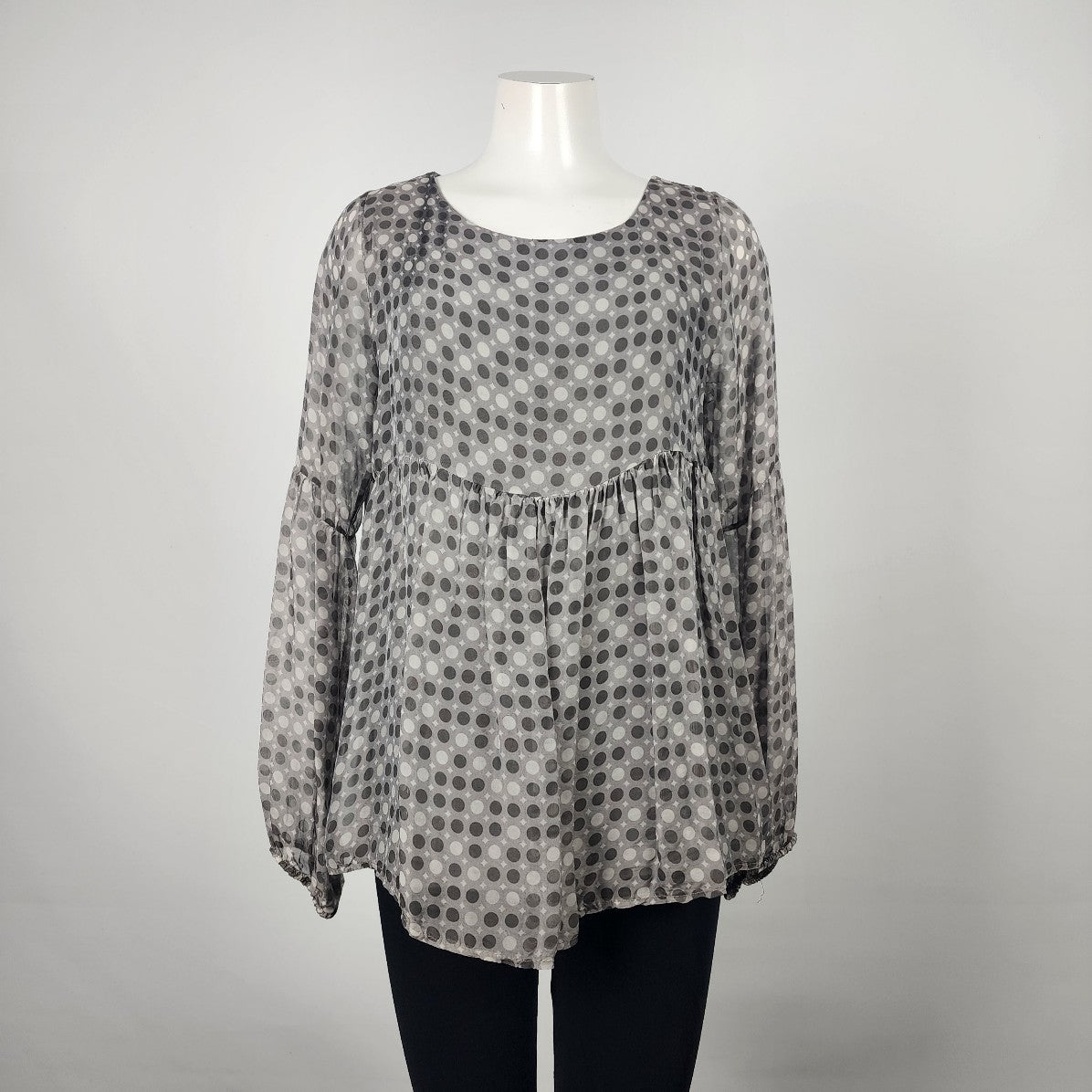Angela Mara Grey Silk Empire Waist Long Sleeve Top Size S/M