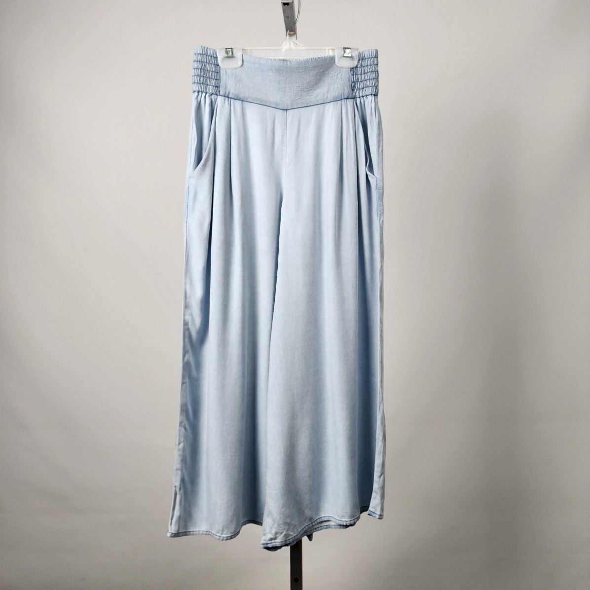 Sunday Best Blue Chambray Wide Leg Coulotte Pants Size S