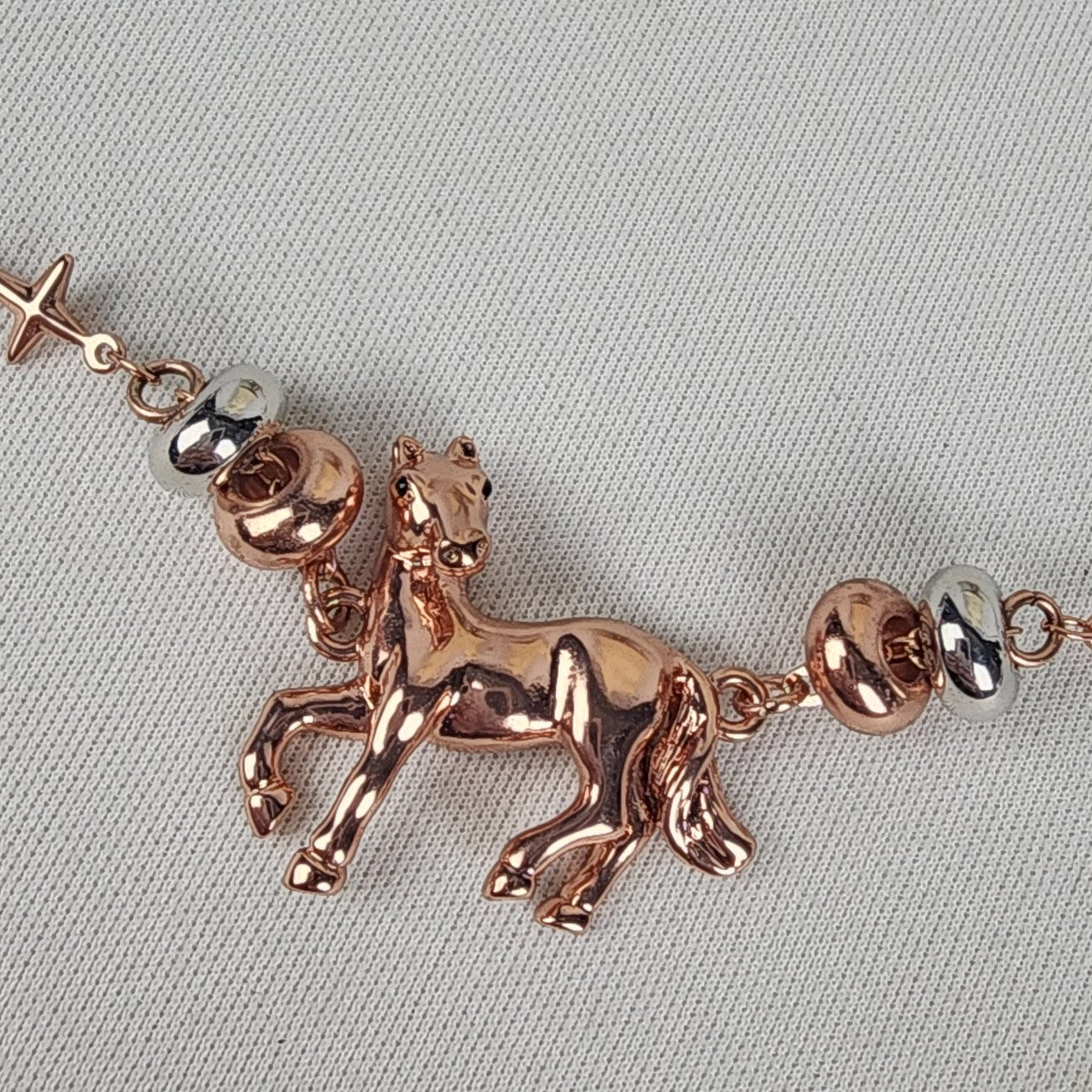 Rose gold hot sale horse necklace