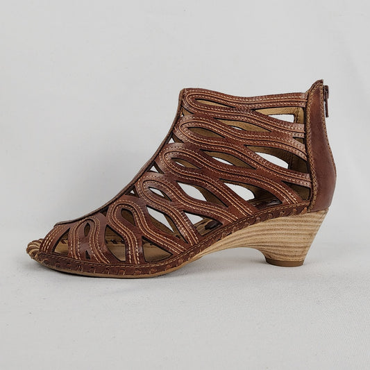 Pikolinos Brown Leather Gladiator Laser Cut Sandals Size 8.5