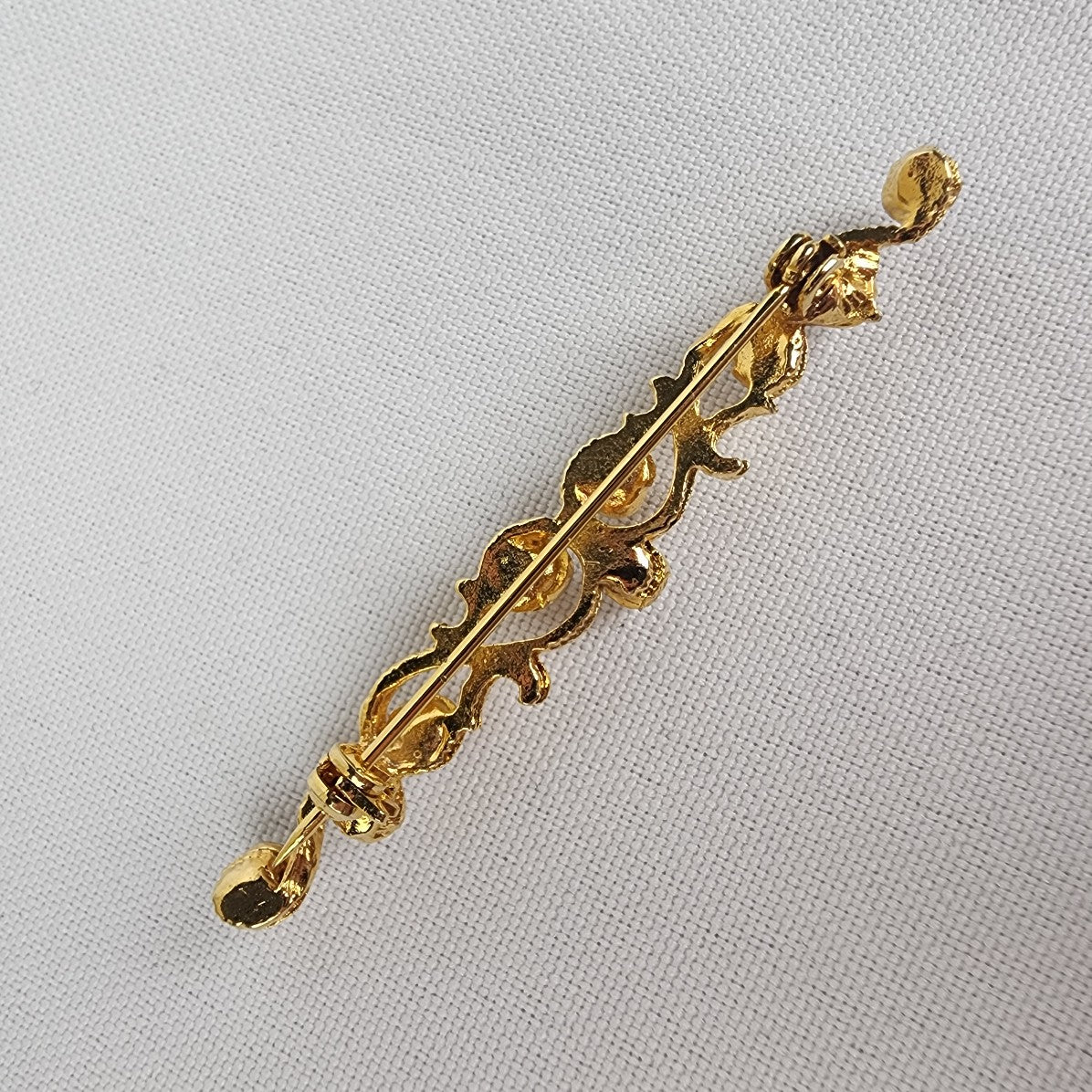 Vintage Faux Pearl Gold Tone Bar Brooch