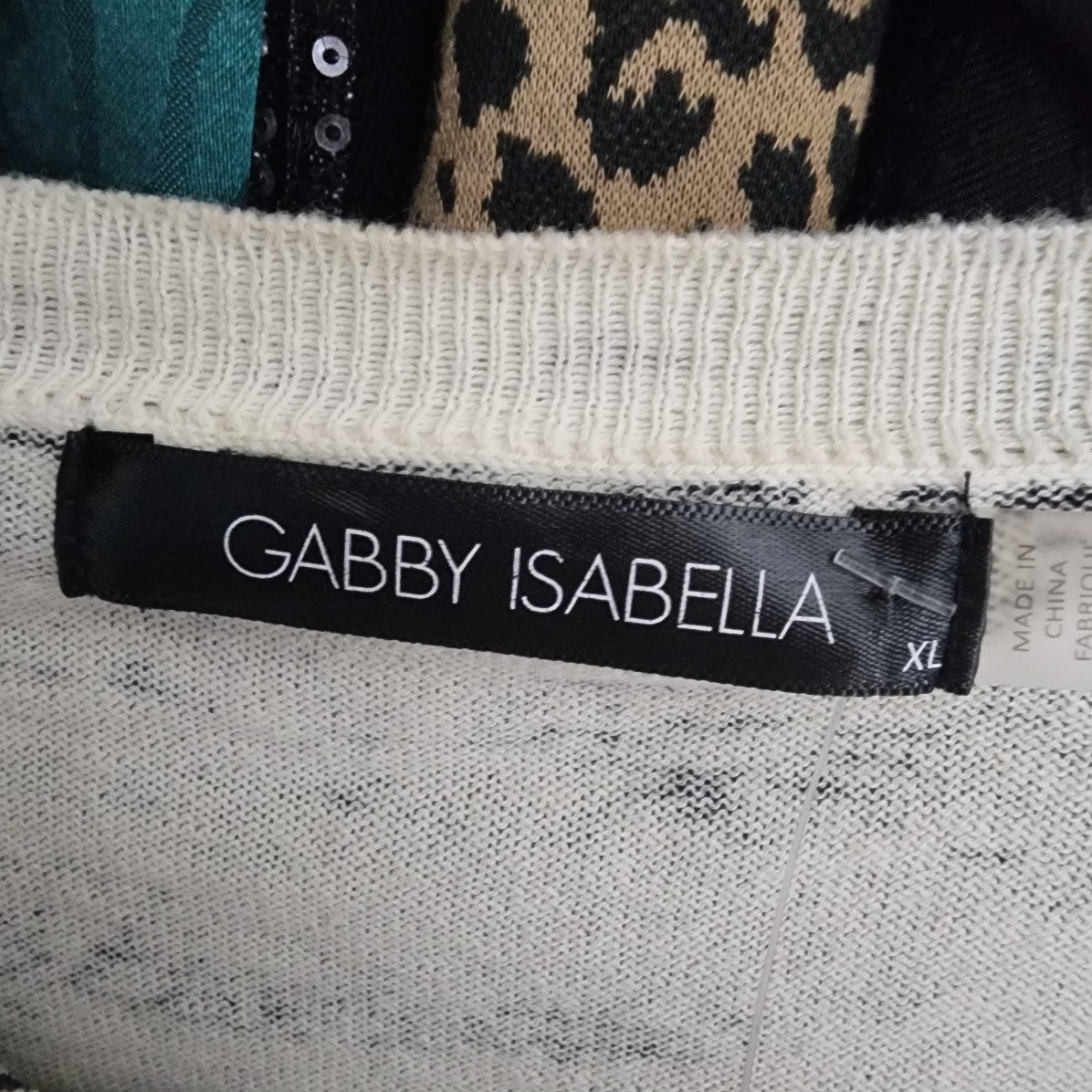 Gabby Isabella White & Black Knit Sweater Size XL
