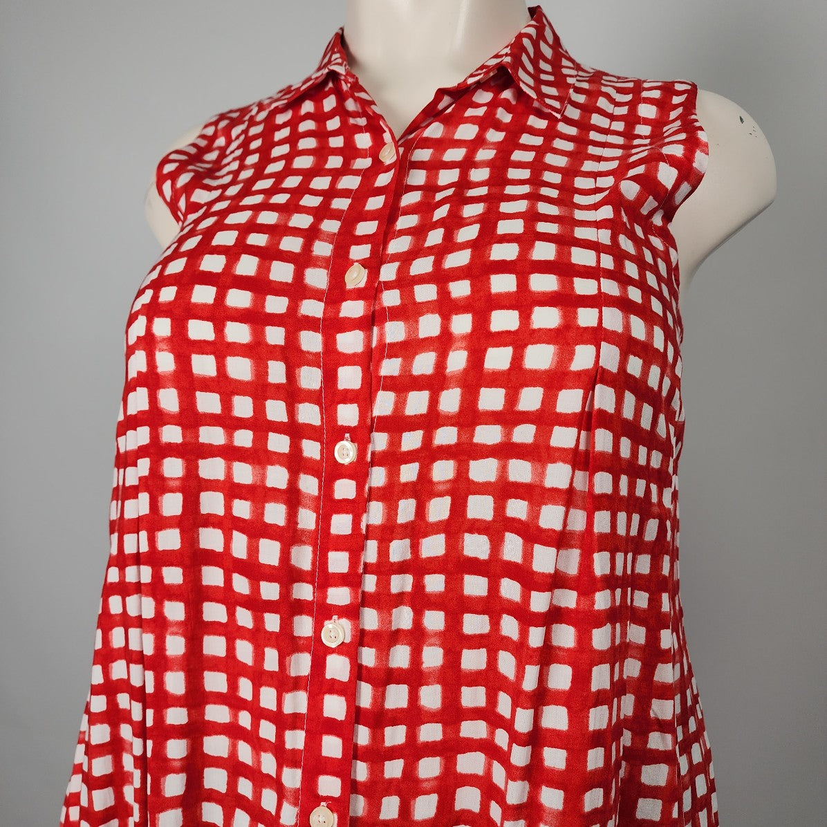 11-1-TYLHO Red Check Sleeveless Tunic Top Size XL