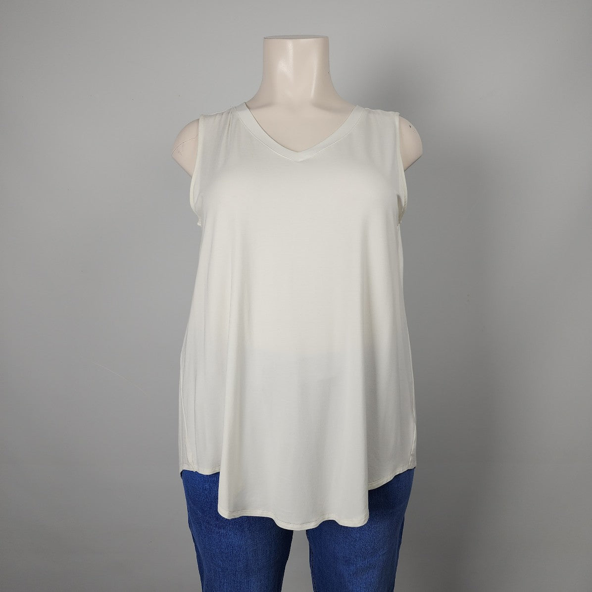 Zenana White Jersey Sleeveless Top Size 3X