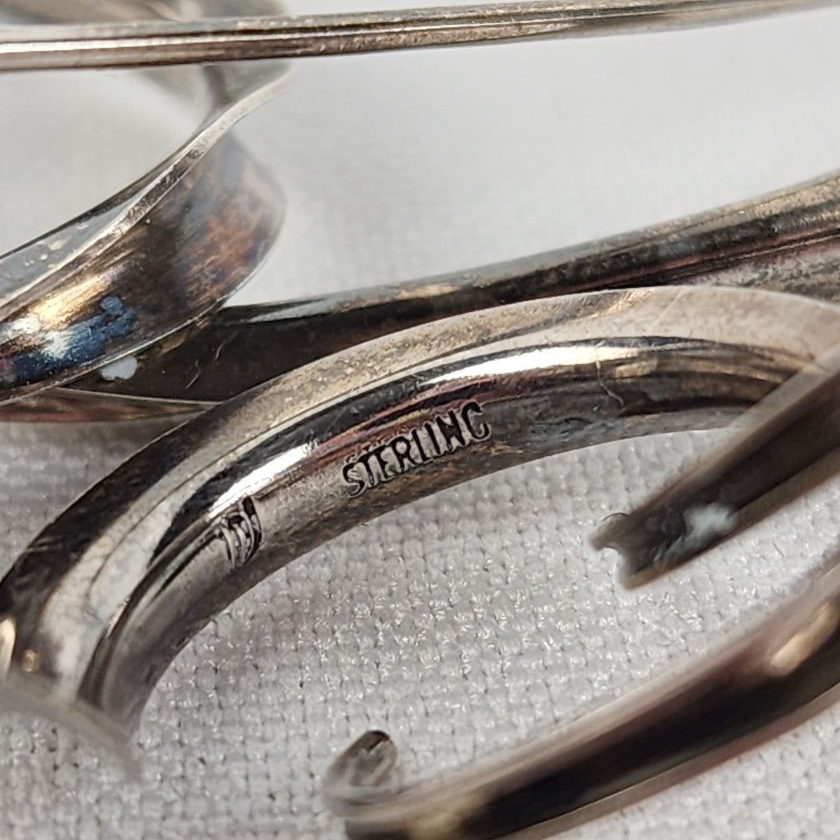 Vintage Sterling Silver Swirl Stick Pin Brooch