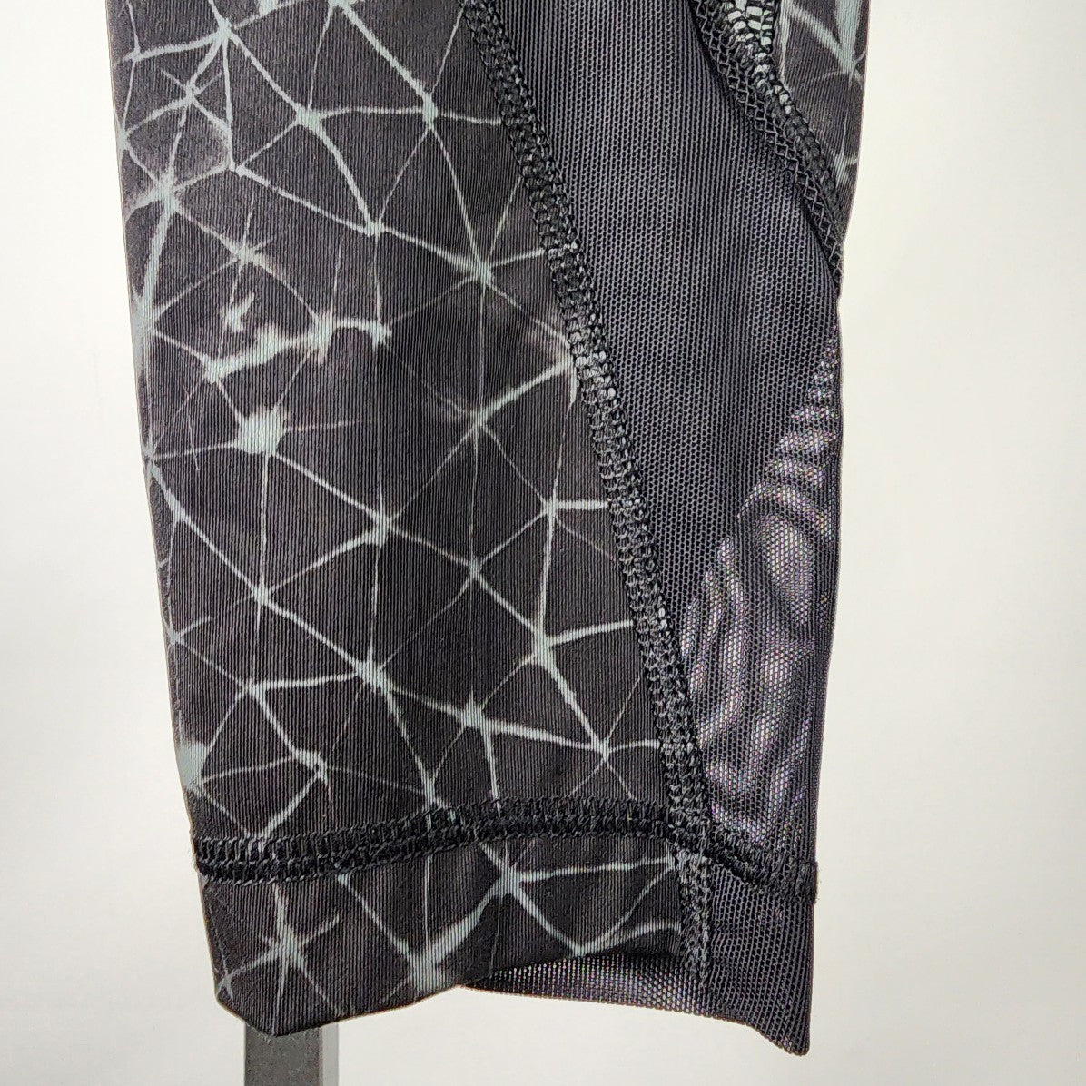 Lululemon Inspire Tight II Luxtreme Star Crushed Coal Black Size 6