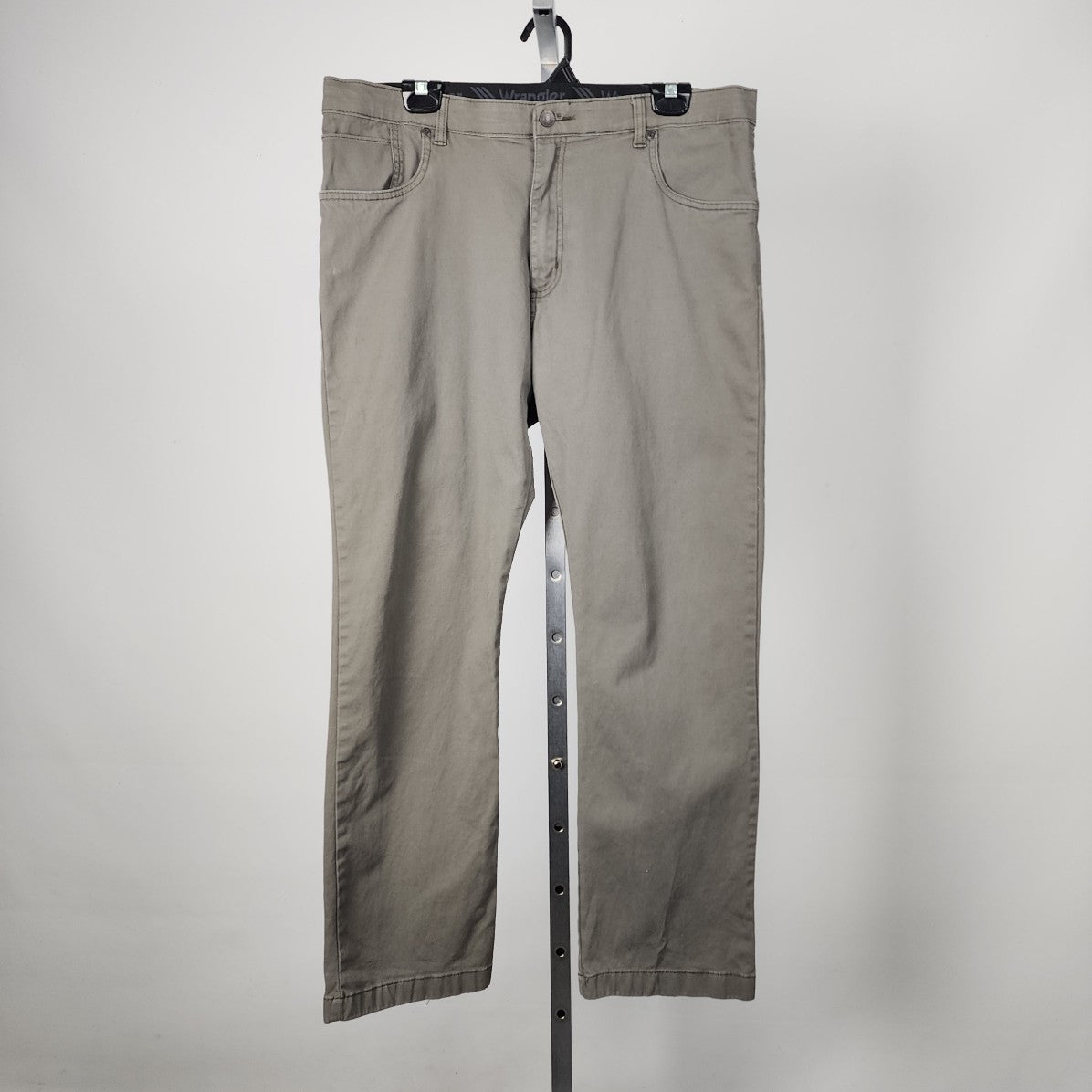 Wrangler Grey Straight Leg Pants Size 36/30