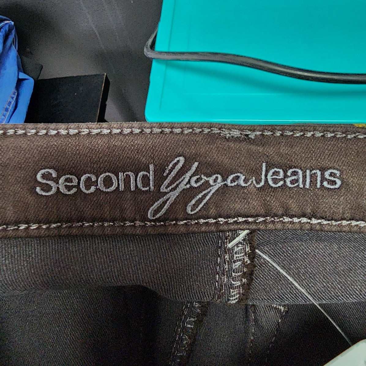 Second Yoga Jeans Brown Slim Leg Jeans Size 29