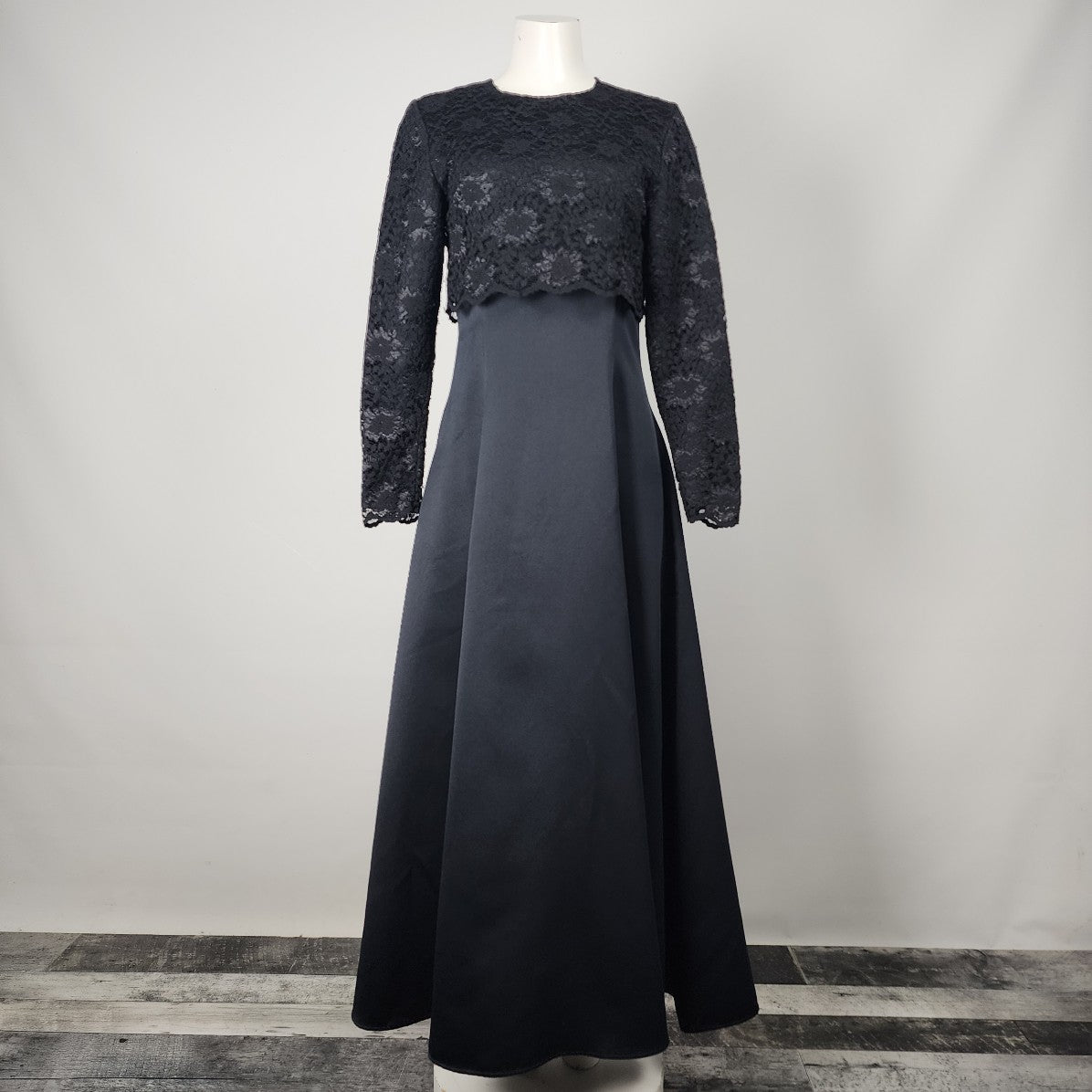 Vintage Black Satin Lace Overlay Long Sleeve Gown Size S