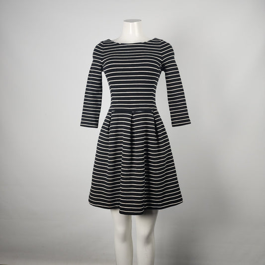Banana Republic Striped Long Sleeve Fit & Flare Dress Size 2