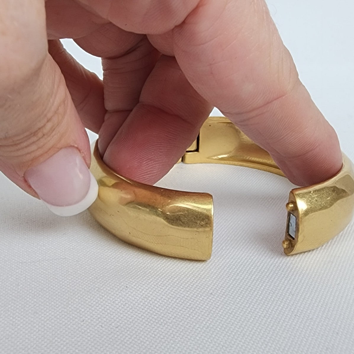 Stella & Dot Essential Sculptural Gold Cuff Hinge Bracelet